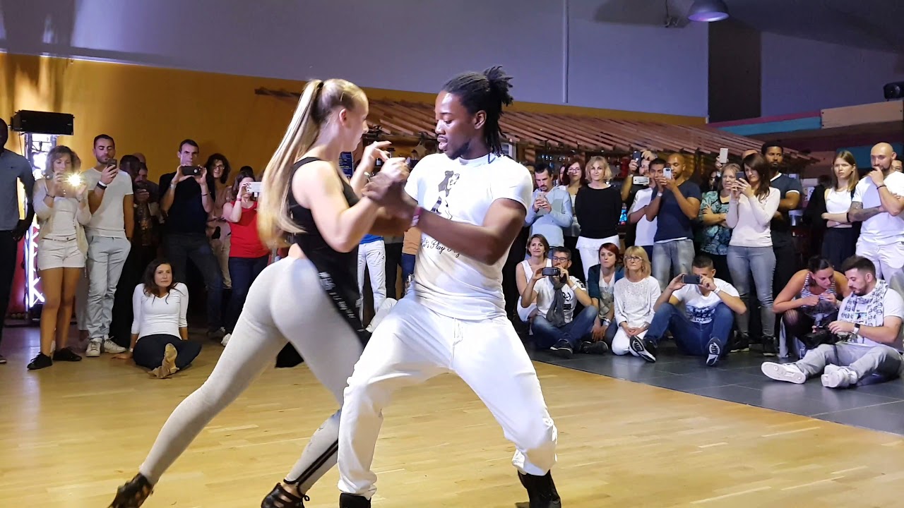 Jojo y Mickaela